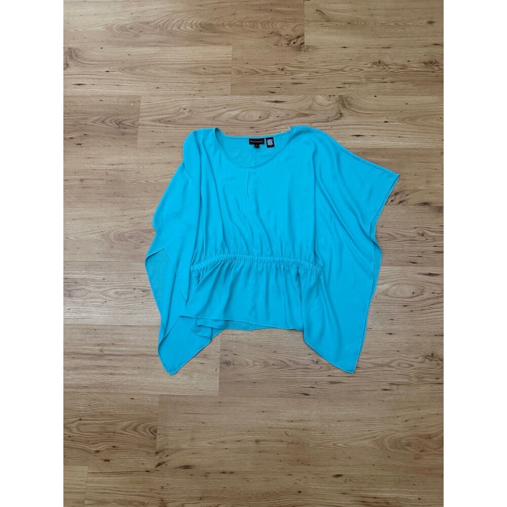 Bold Elements Turquoise Batwing Sleeve Top